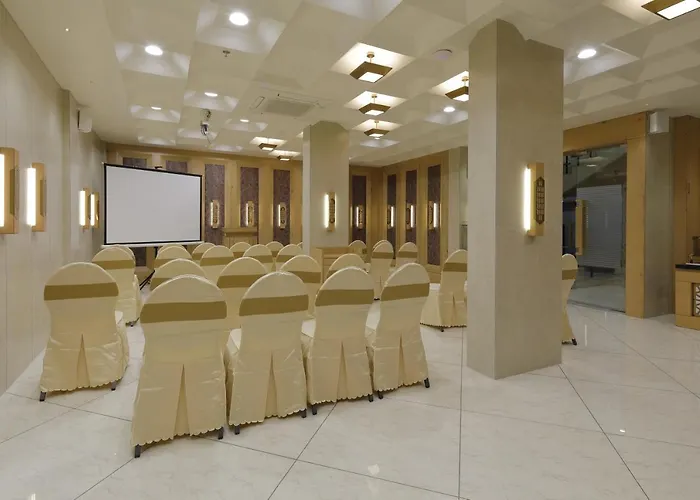 Hotel Elysian Residency Ahmedabad